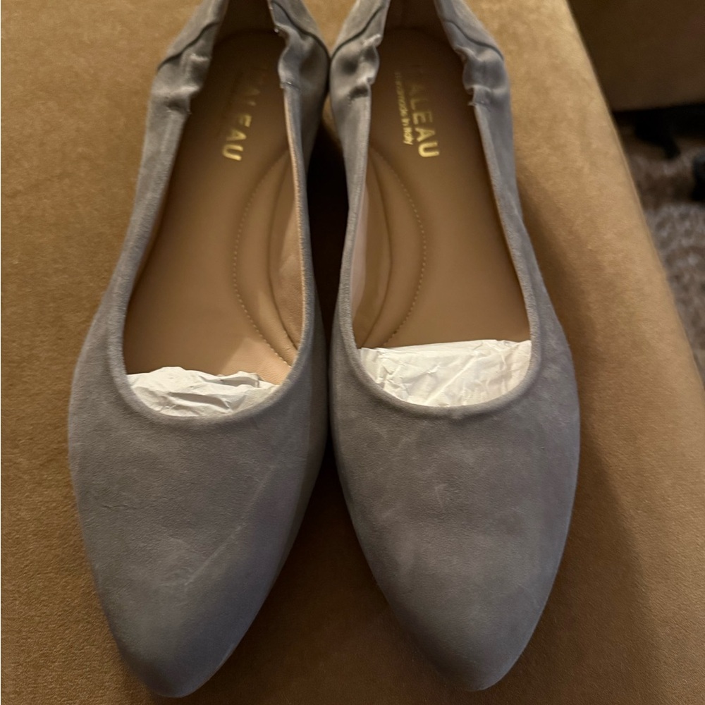 TALL LADIES SIZE 12 | BRAND NEW ITALEAU Italian Gray Suede Ballet Flats